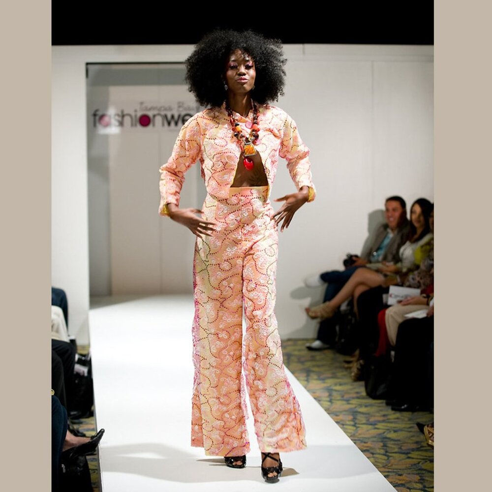 TWO-PIECE ENSEMBLE PANT SUIT - Picture 14 of 14